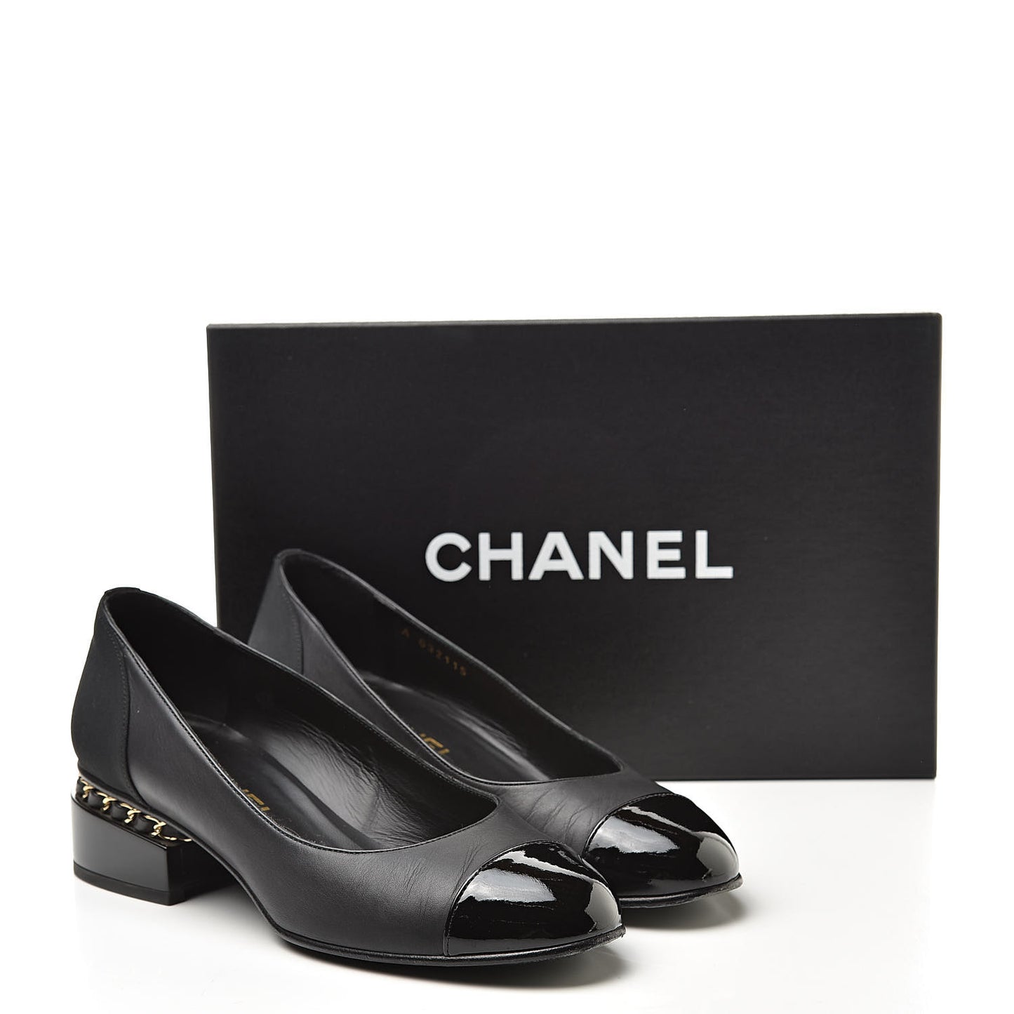 Lambskin Patent Cap Toe Low Heel Chain Pumps 36 Black