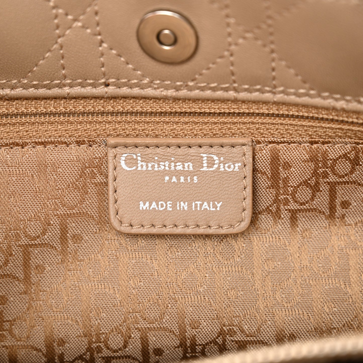 Lambskin Cannage Soft East West Tote Beige