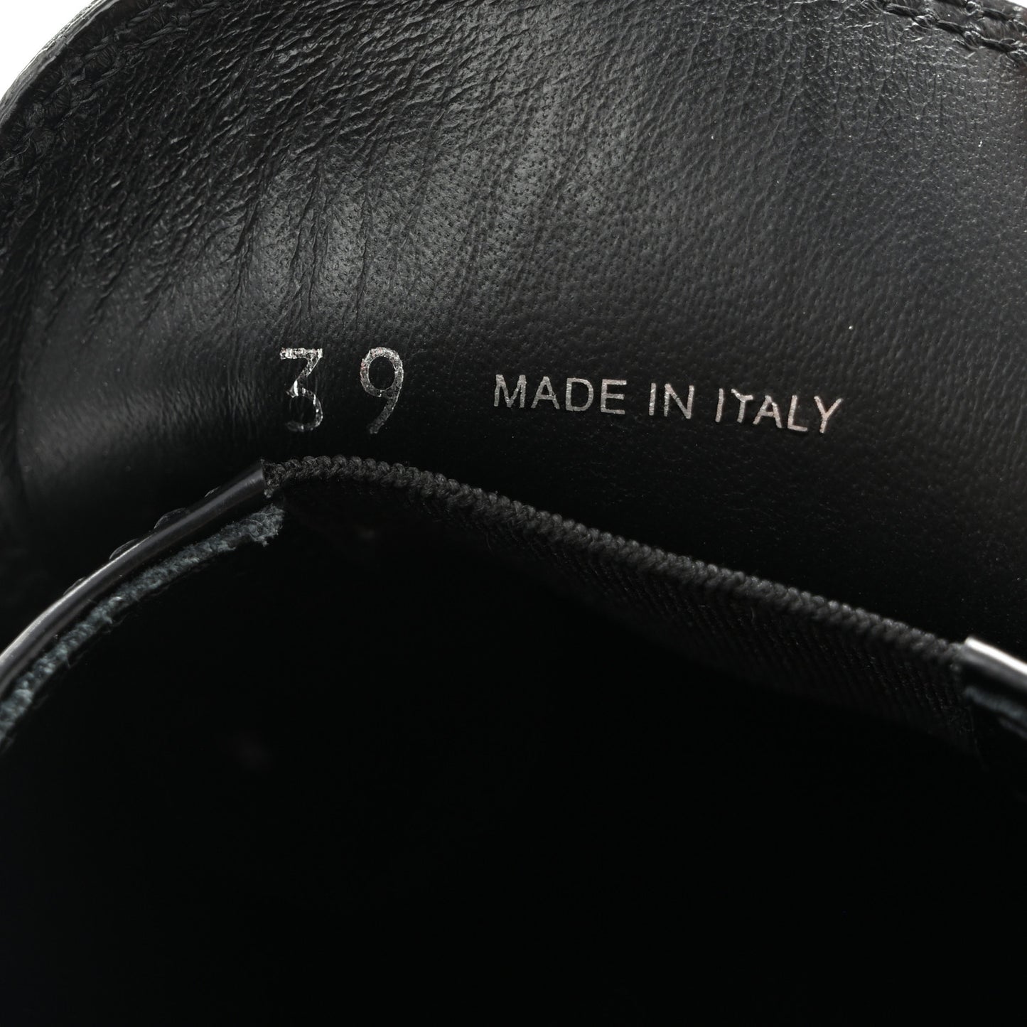 Spazzolato Metal Triangle Logo 50mm Loafers 39 Black