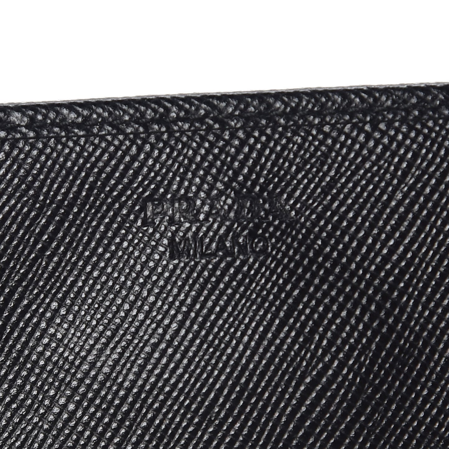 Saffiano Metal Oro Chain Wallet Black