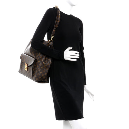 Louis Vuitton Monogram Metis 2 of 7