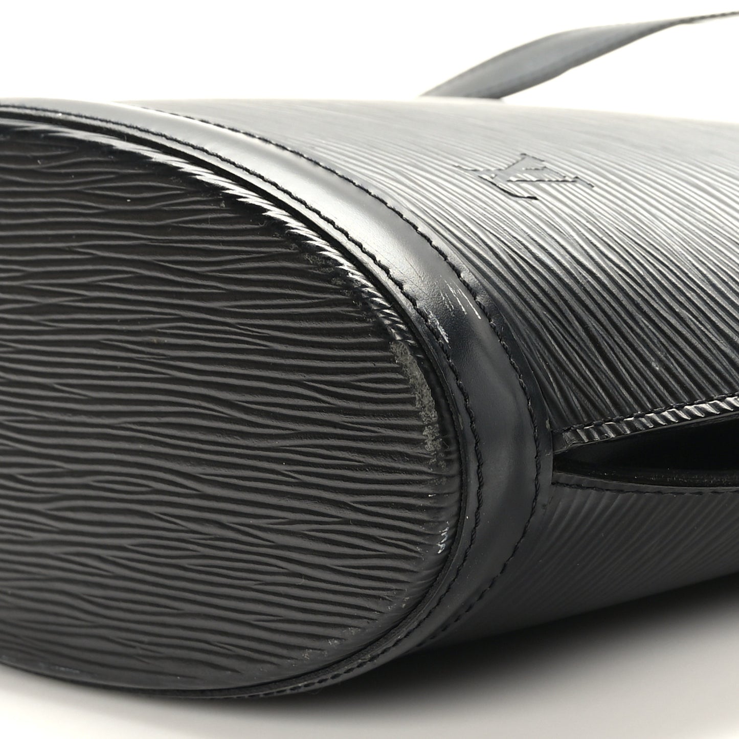 Epi Saint Jacques PM Long Straps Black