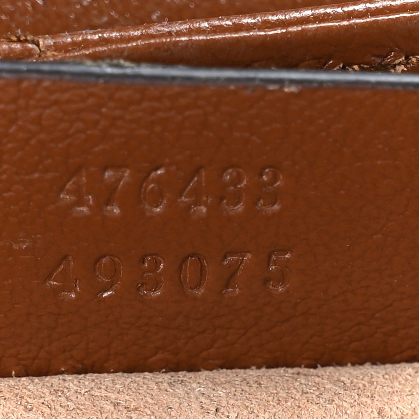 Azalea Calfskin Matelasse Diagonal Super Mini GG Marmont Shoulder Bag Cuir