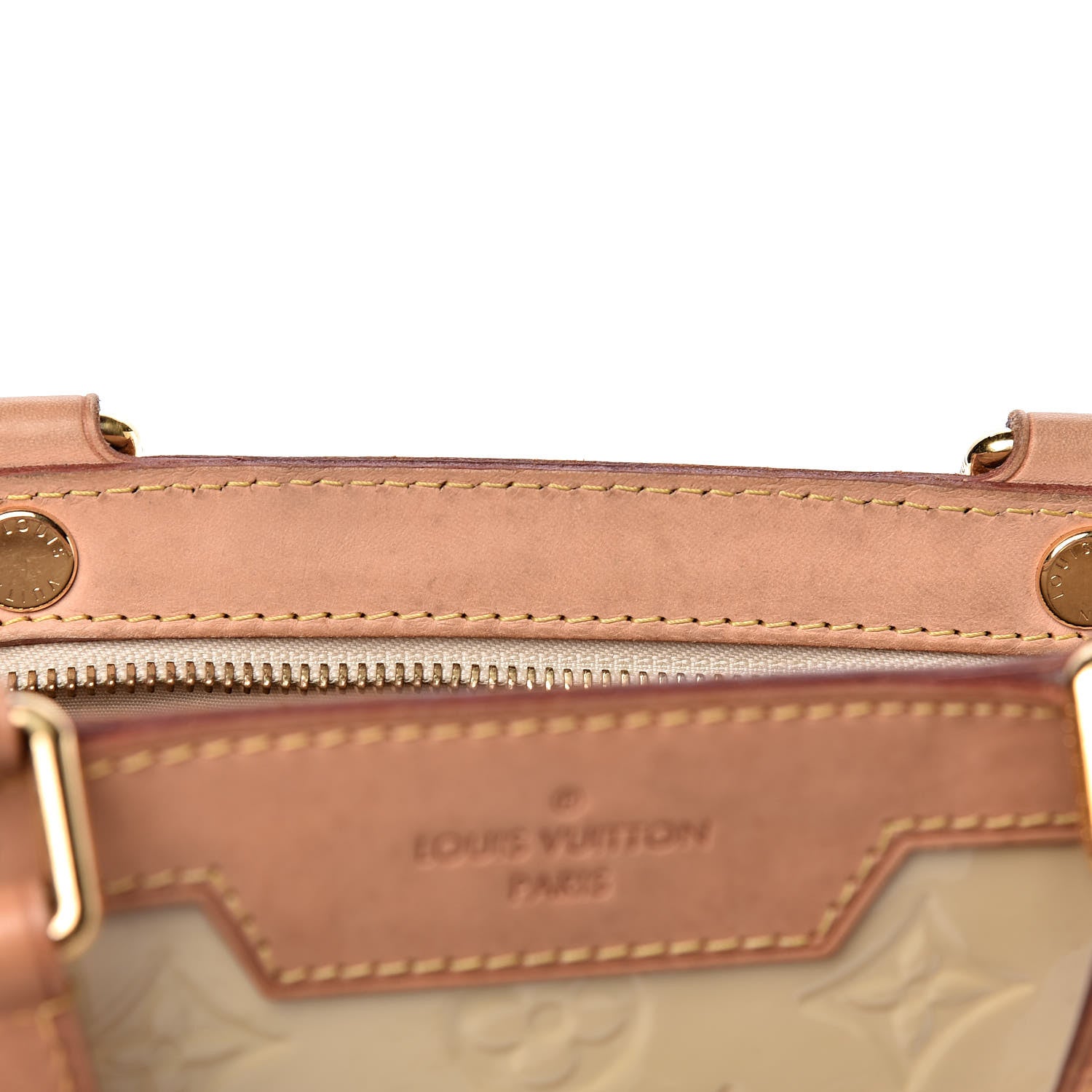 Louis Vuitton Vernis Brea GM Blanc Corail 11 of 15