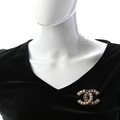 Chanel Pearl Crystal CC Brooch Gold Pearly White 2 of 5