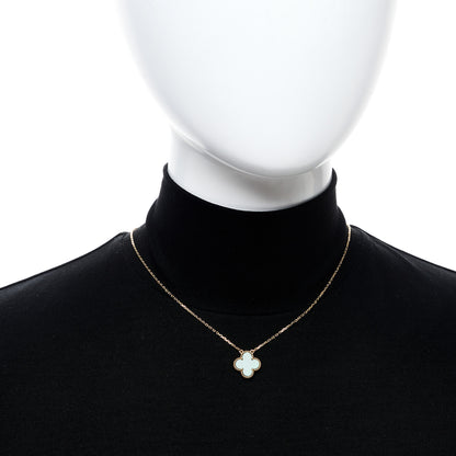 Van Cleef & Arpels 18K Yellow Gold Malachite Vintage Alhambra Pendant Necklace 2 of 7