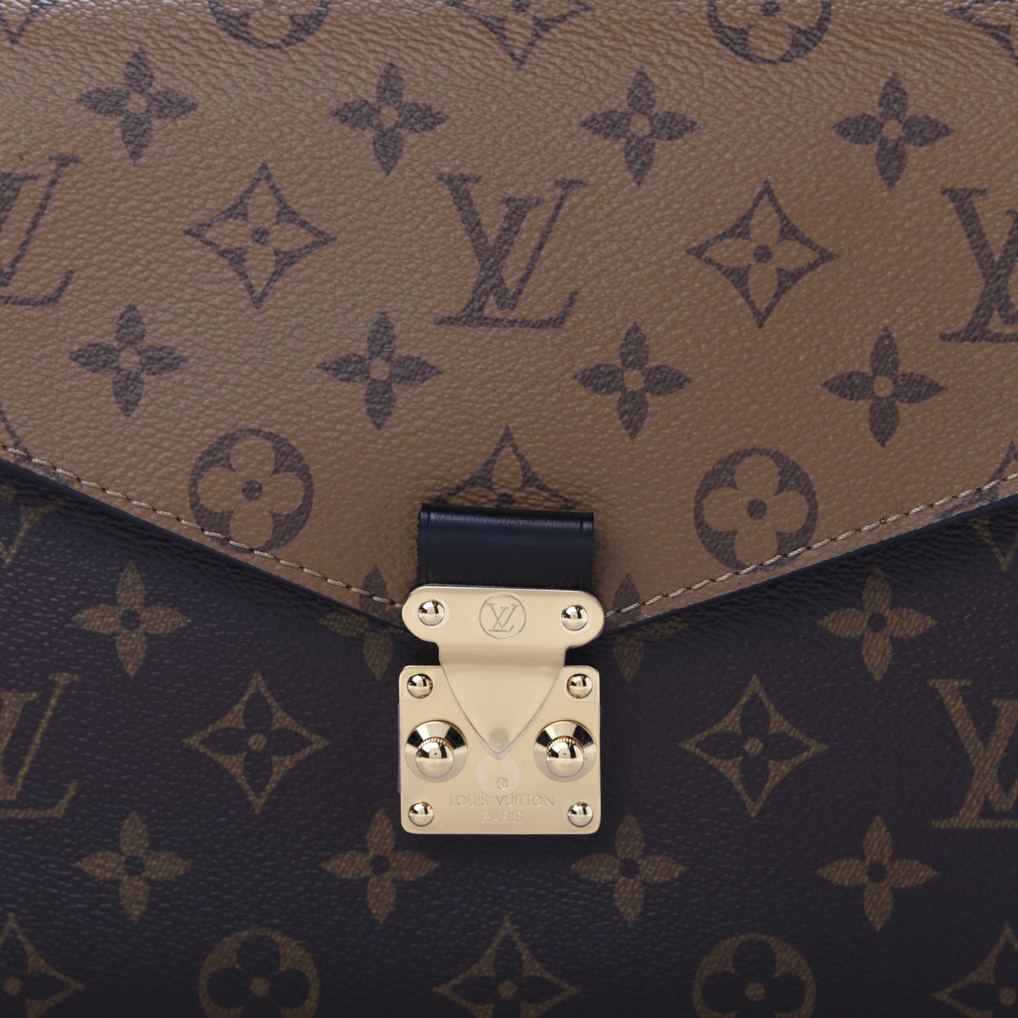 Reverse Monogram Pochette Metis