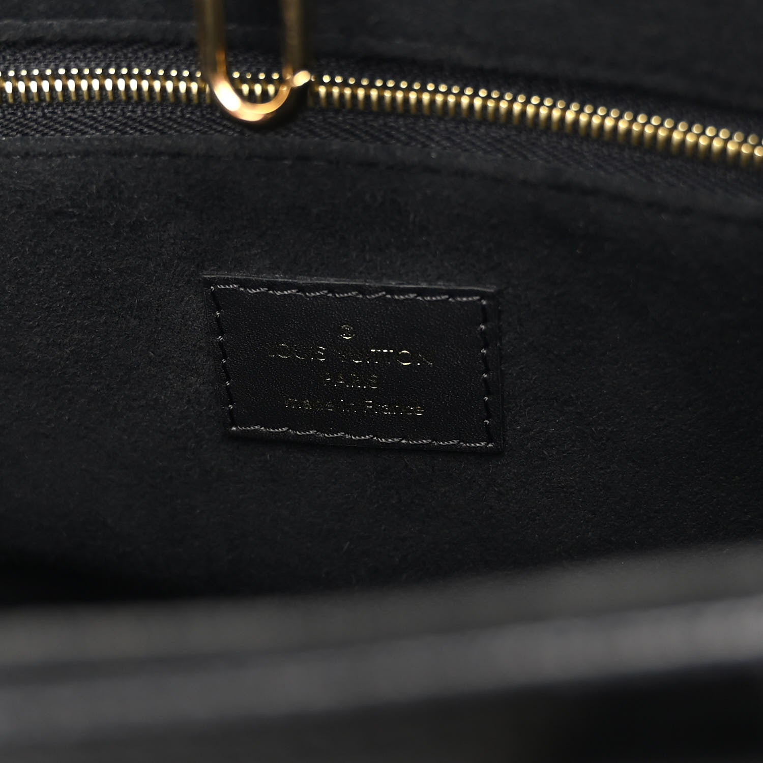 Louis Vuitton Empreinte Monogram Giant Onthego PM Black 6 of 9