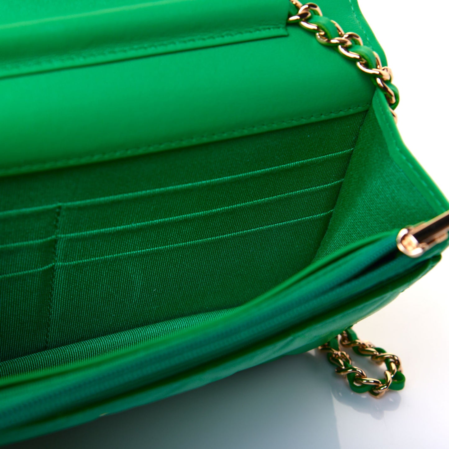 Lambskin Quilted Wallet On Chain WOC Green