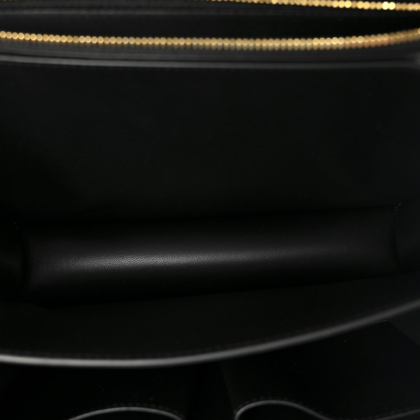 Box Calfskin Medium Classic Box Flap Black