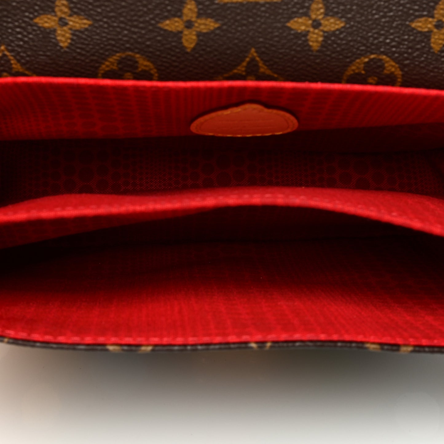 LV x YK Monogram Dots Pochette Métis