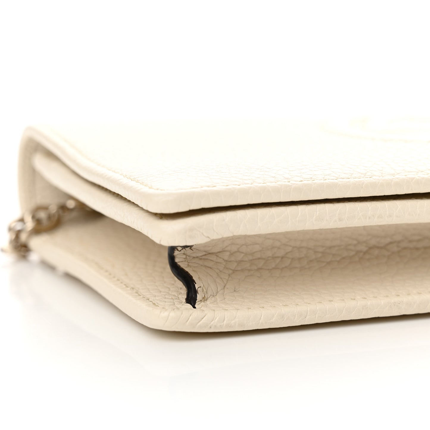 Pebbled Calfskin Soho Wallet on Chain Ivoire