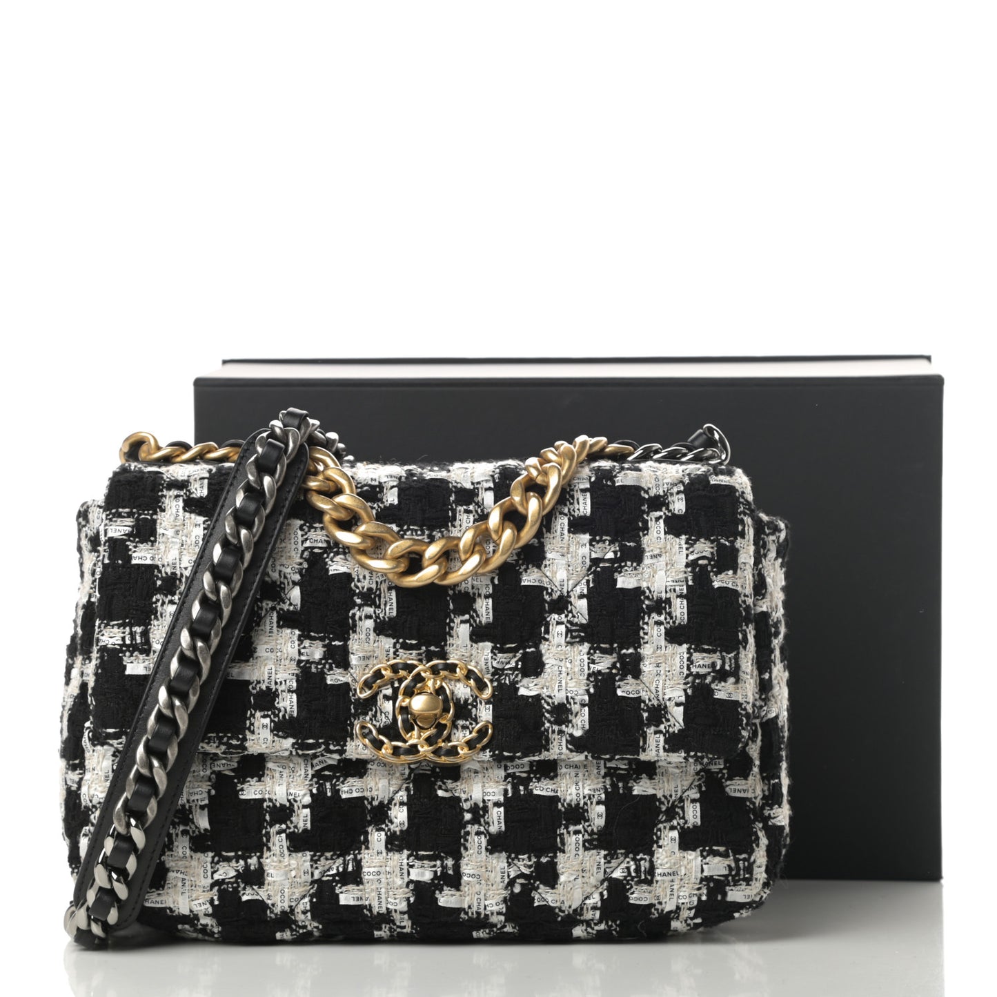 Tweed Quilted Medium Chanel 19 Flap Black Ecru White