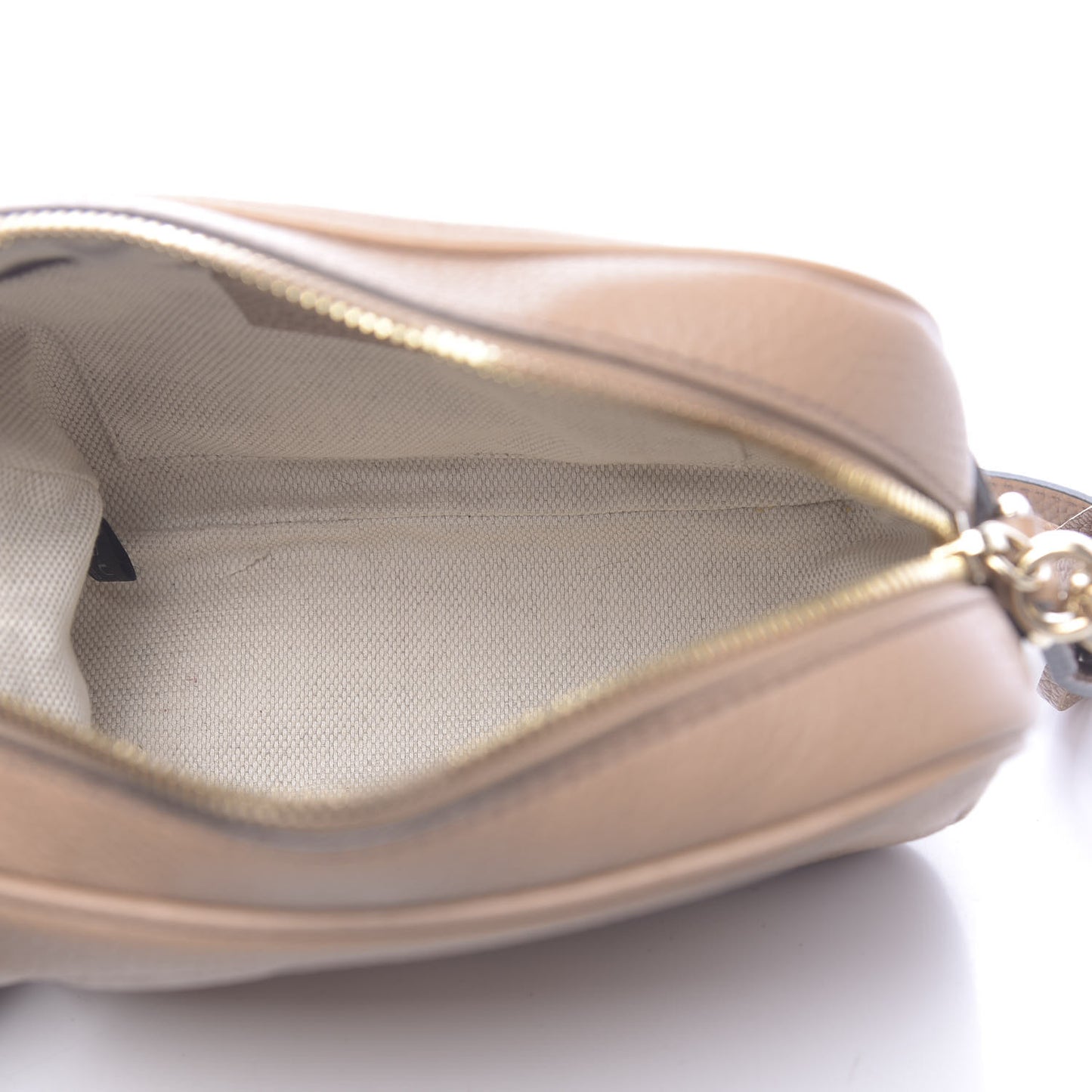 Pebbled Calfskin Small Soho Disco Bag Camelia