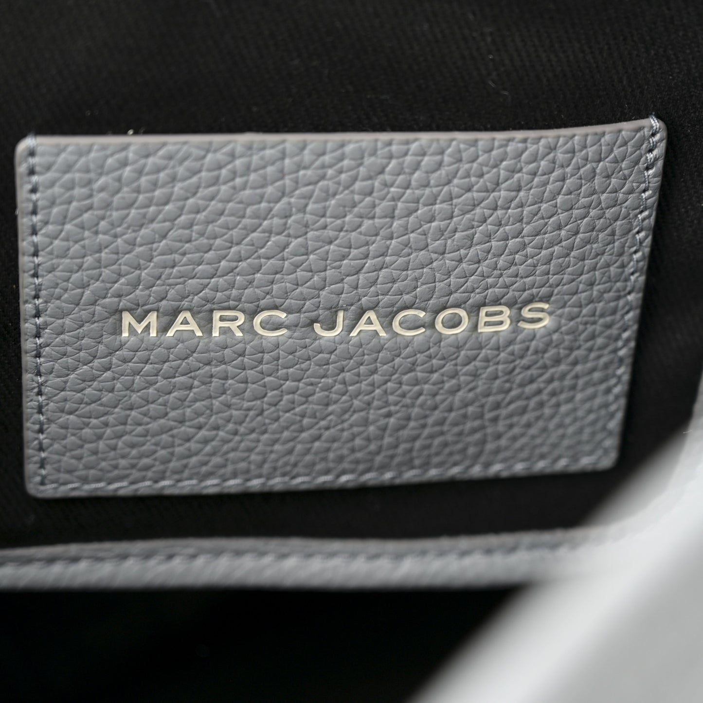 Grained Calfskin Medium The Tote Bag Grey