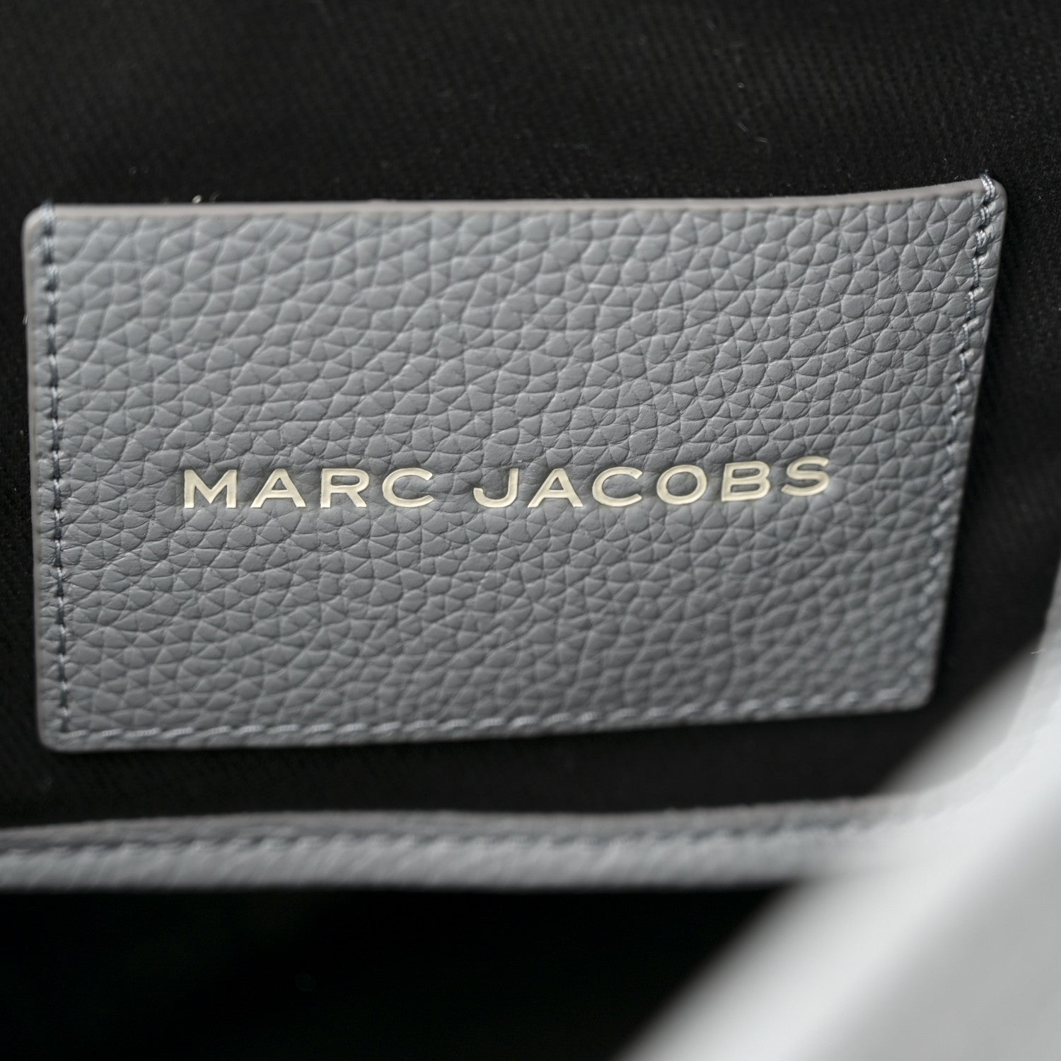 Marc Jacobs Grained Calfskin Medium The Tote Bag Grey 6 of 11