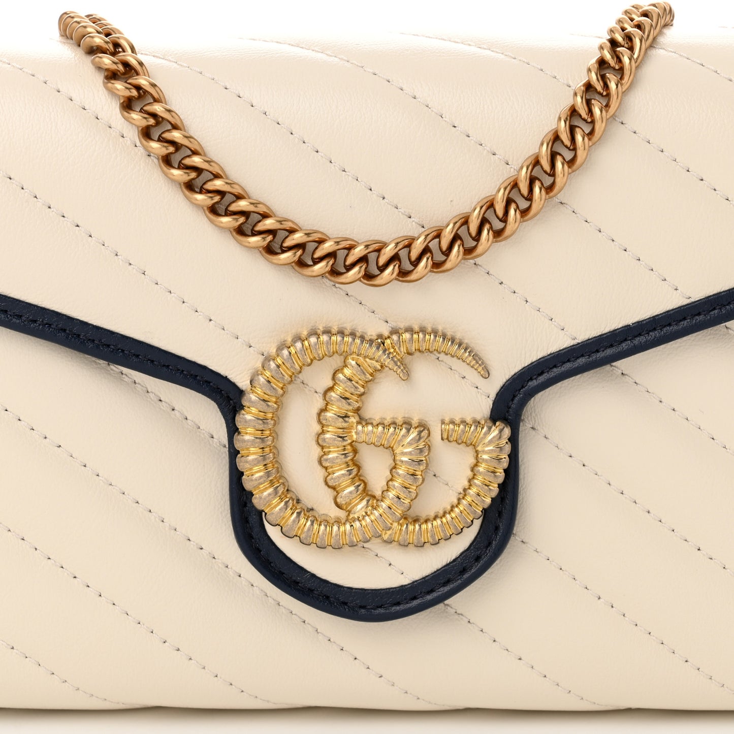 Vintage Effect Calfskin Matelasse Diagonal Torchon GG Marmont Chain Wallet Mystic White Blue Agata