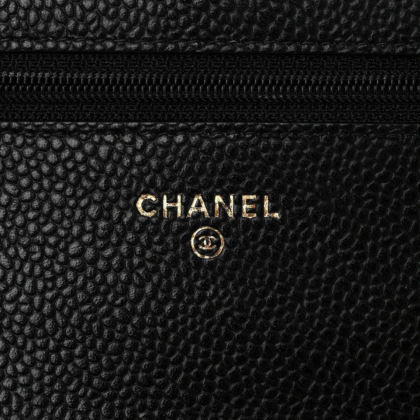 Caviar Quilted Wallet on Chain WOC Black