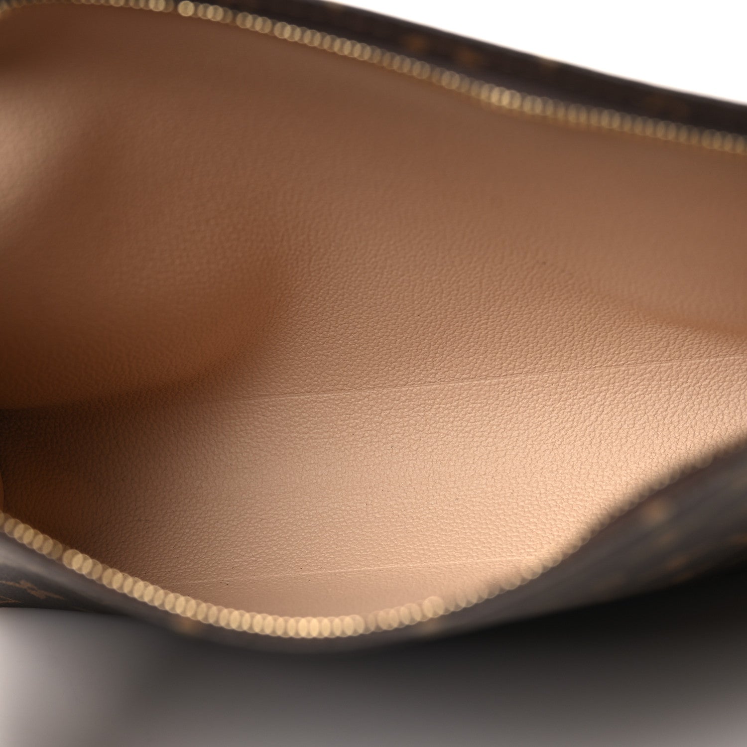 Louis Vuitton Monogram Toiletry Pouch 26 5 of 7