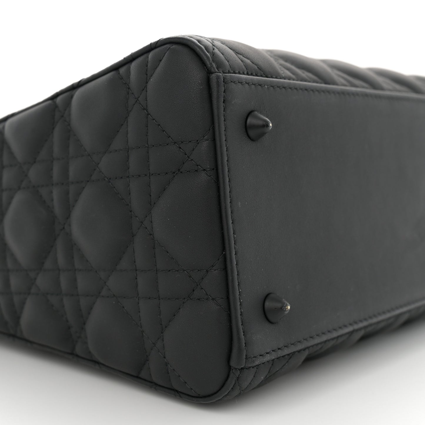 Ultra Matte Calfskin Cannage Medium Lady Dior Black