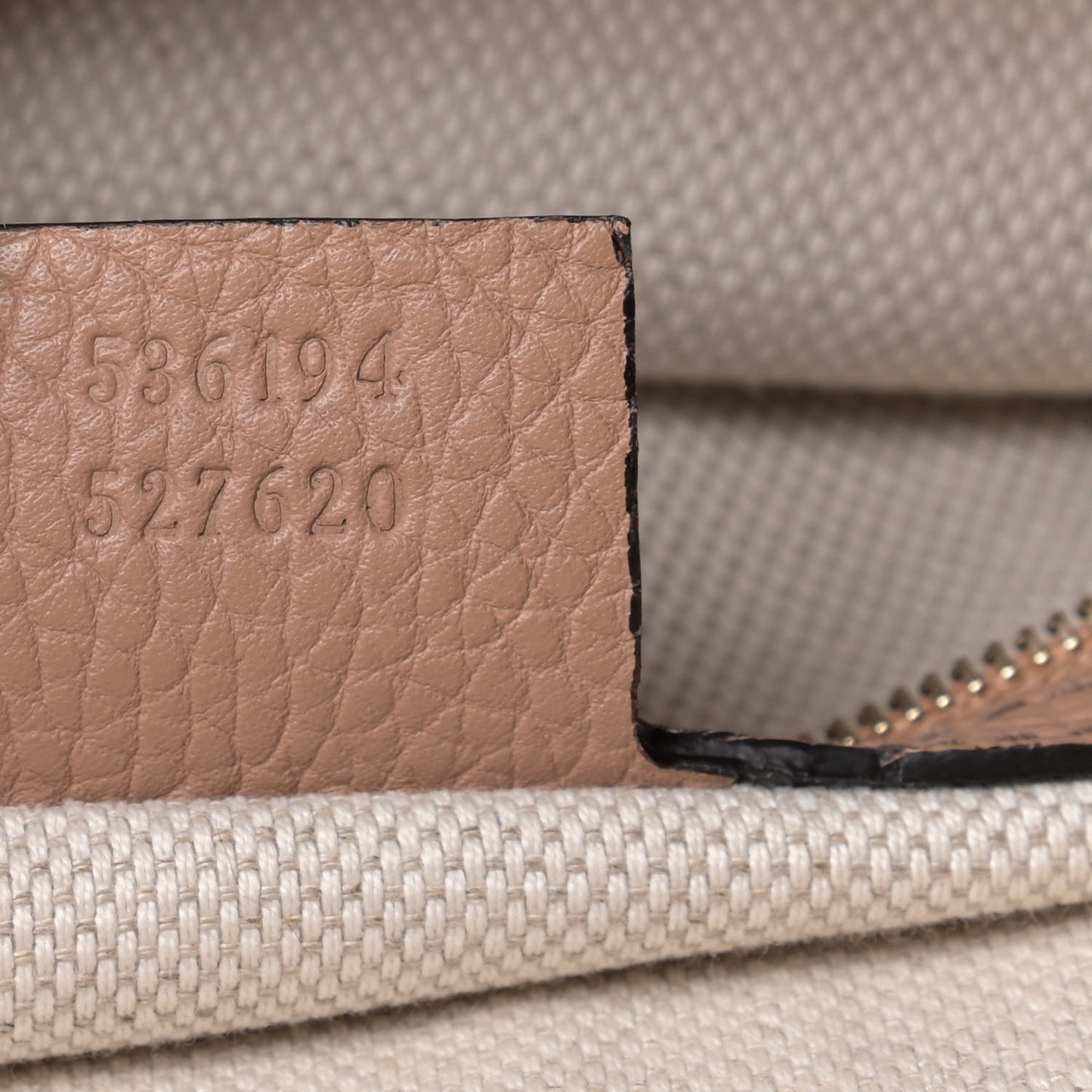 Pebbled Calfskin Large Soho Hobo Camelia