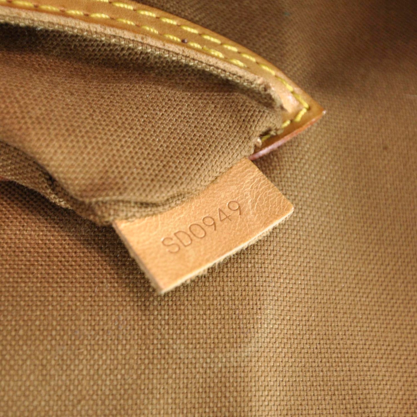 Monogram Alma PM