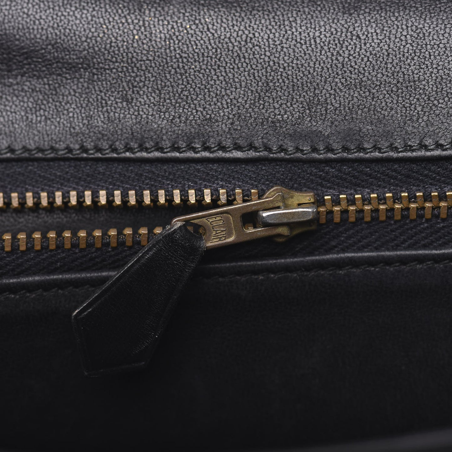 Box Constance 23 Black