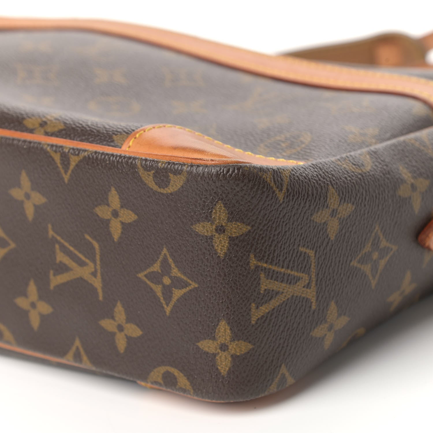 Louis Vuitton Monogram Trocadero 30 9 of 13