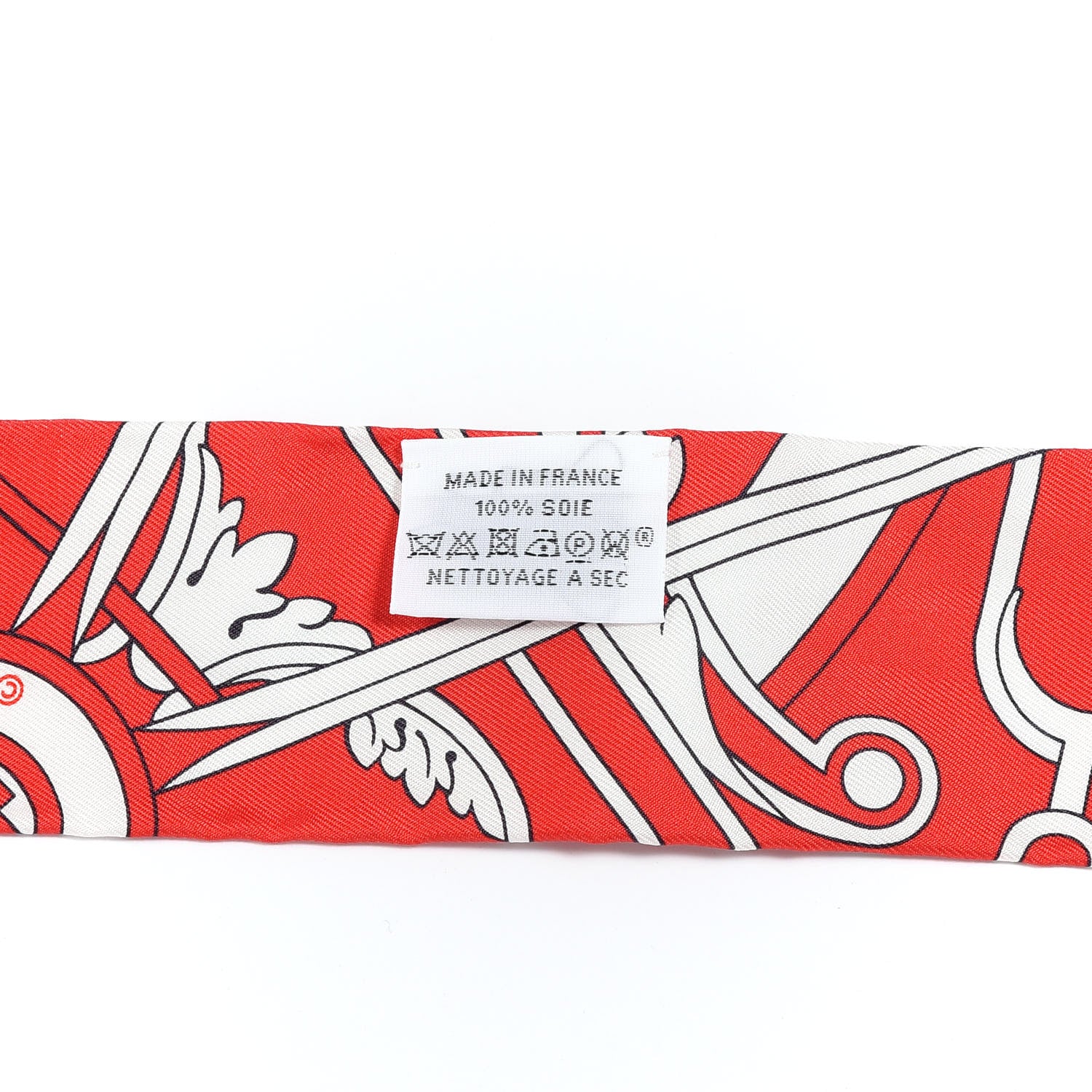 Hermes Silk Washington S Carriage Detail Twilly Rouge White Black 4 of 4