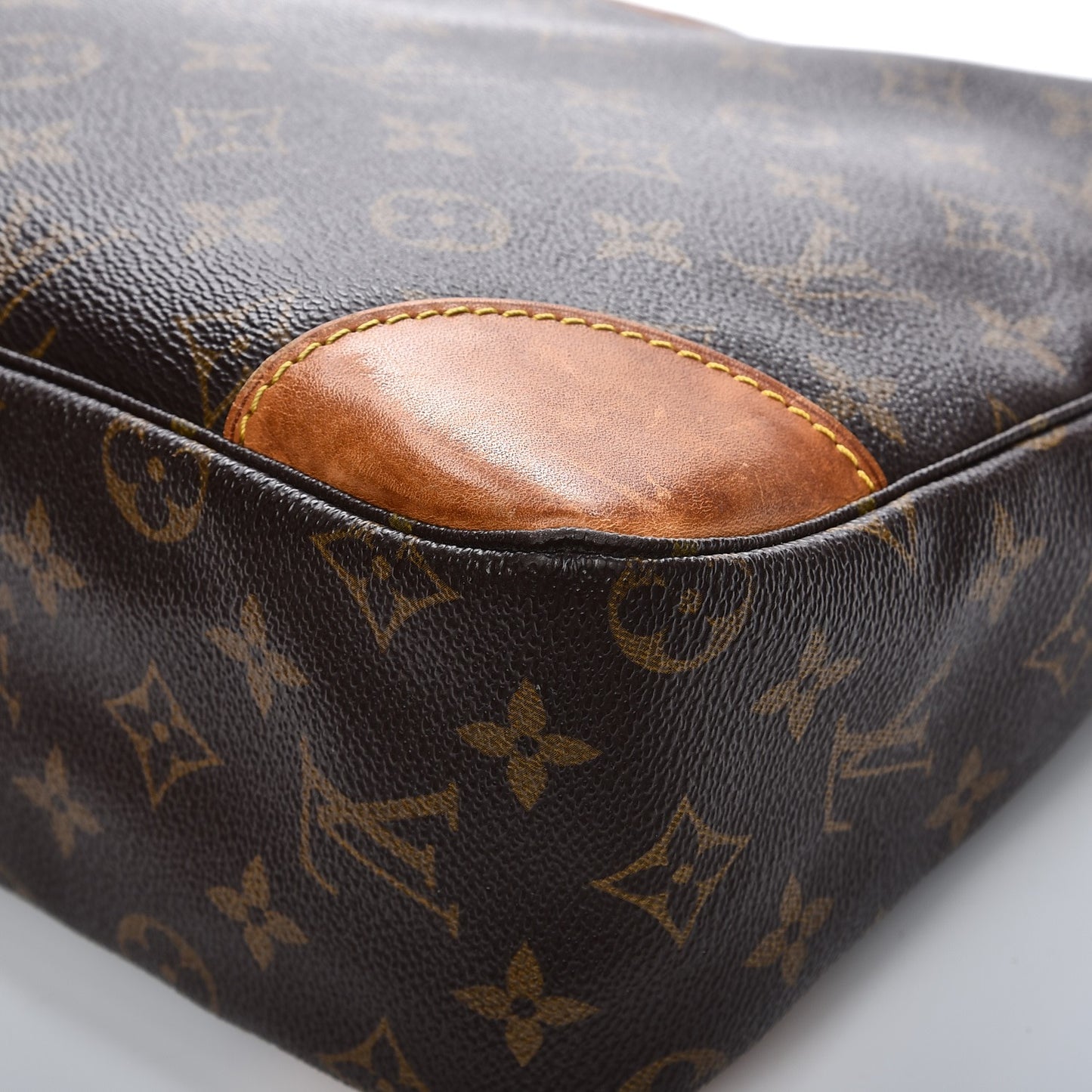 Monogram Boulogne 30