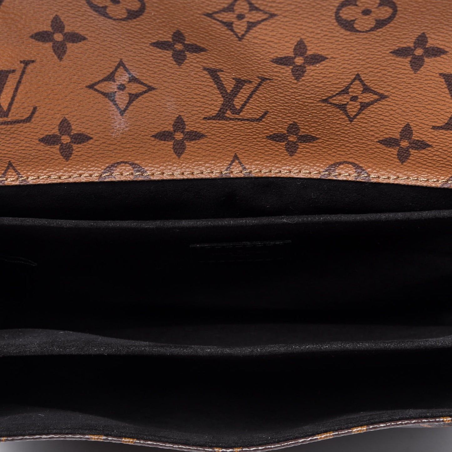 Reverse Monogram Pochette Metis