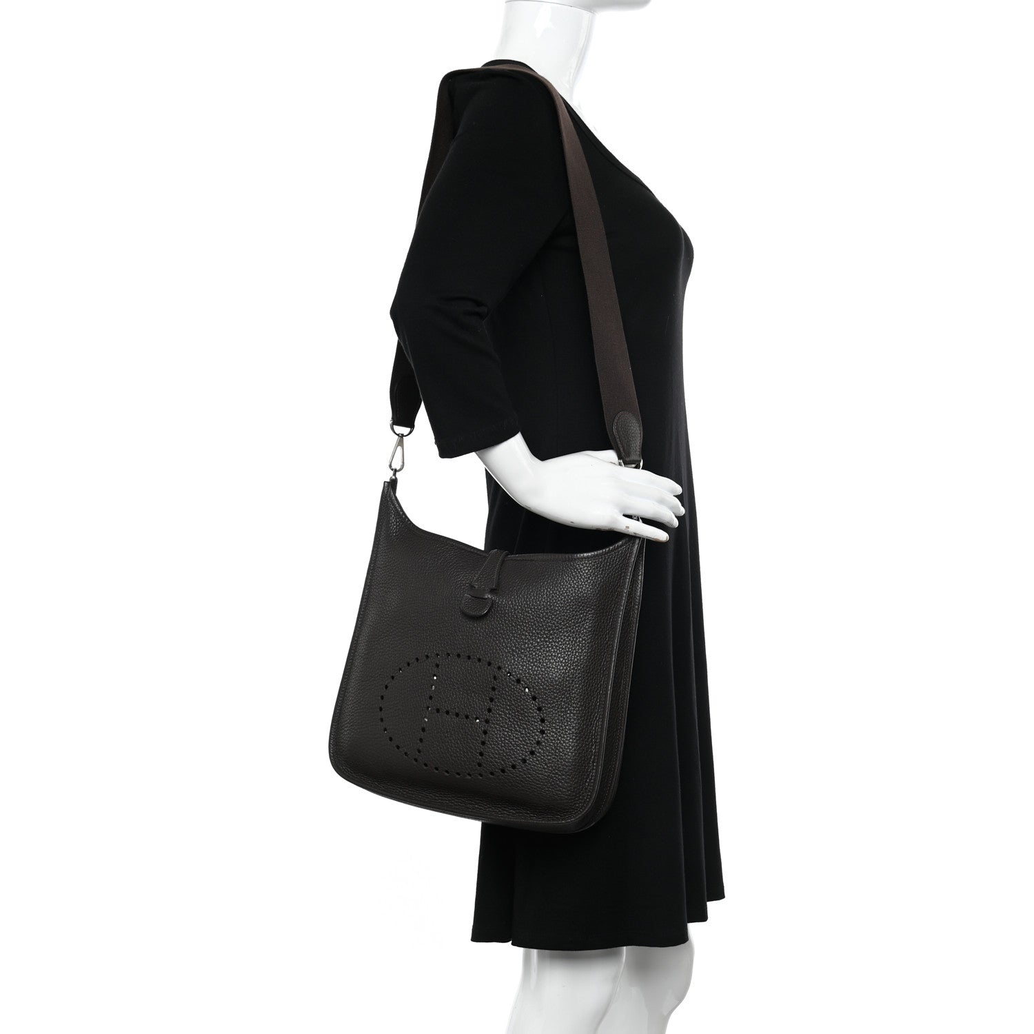 Hermes Taurillon Clemence Evelyne III PM Chocolate 2 of 10