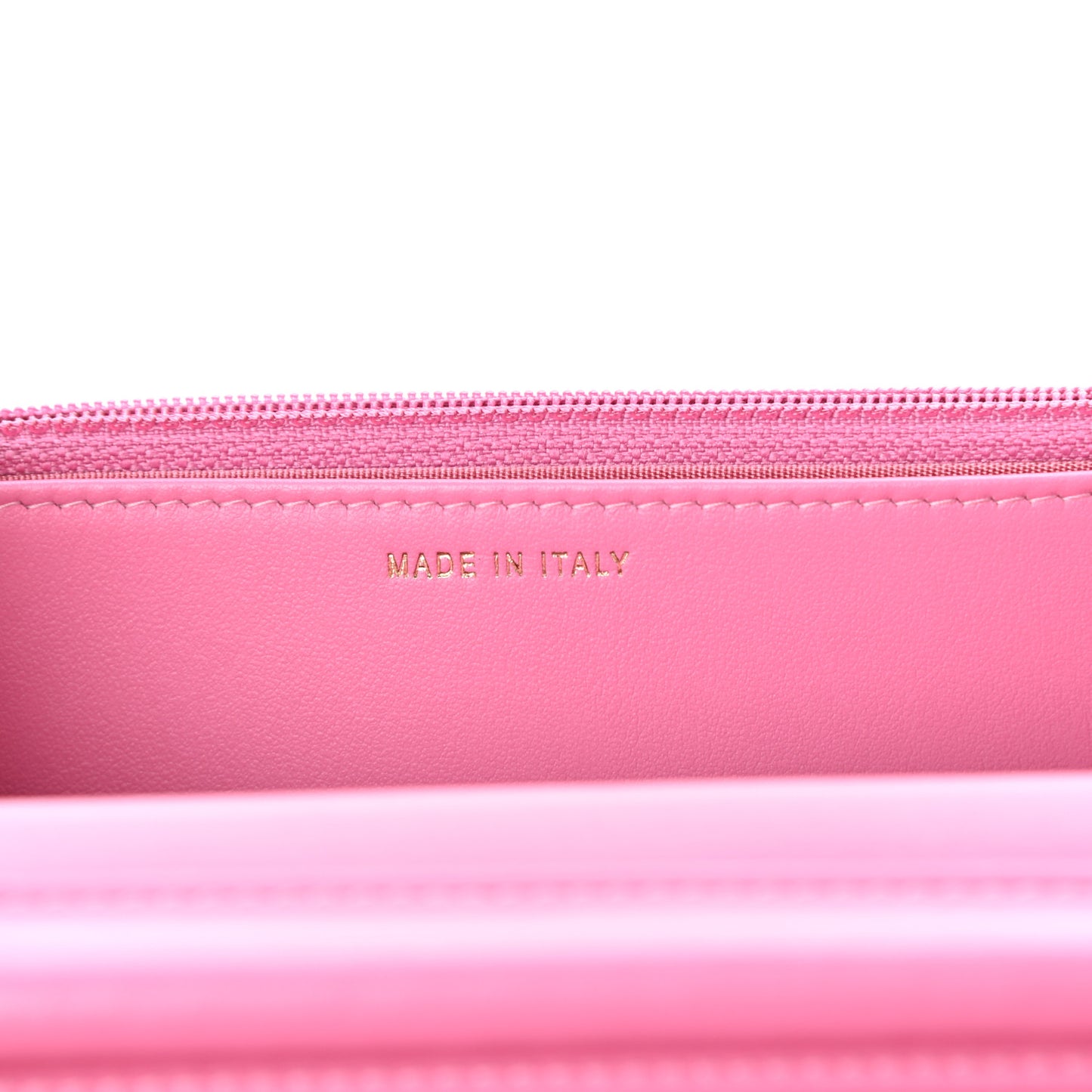 Caviar Quilted Boy Wallet On Chain WOC Pink