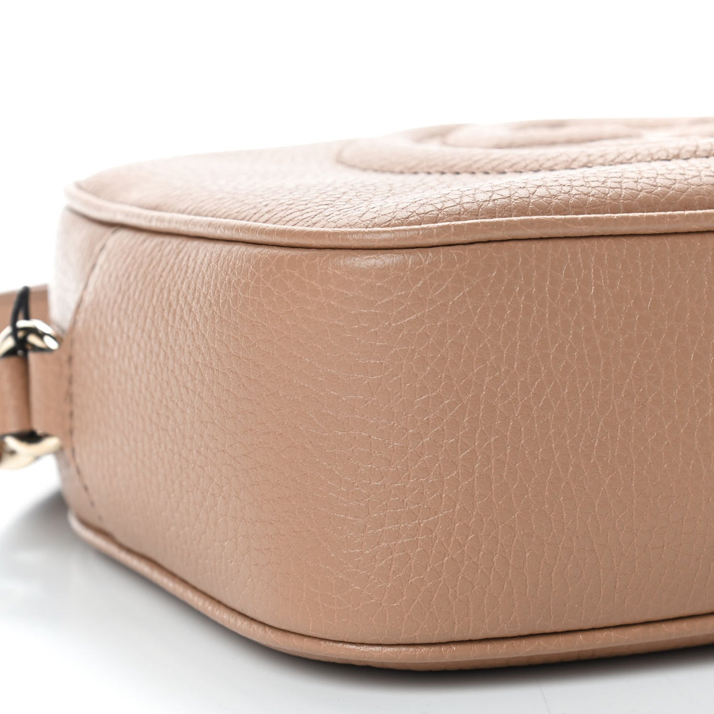 Pebbled Calfskin Small Soho Disco Bag Camelia