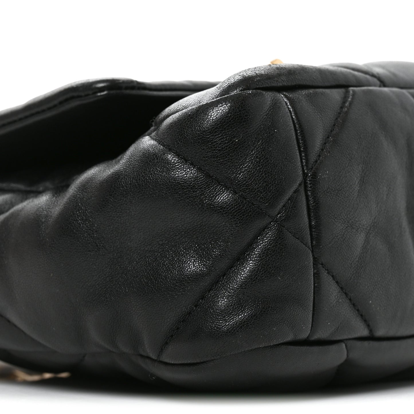 Lambskin Quilted Medium Chanel 19 Flap Black