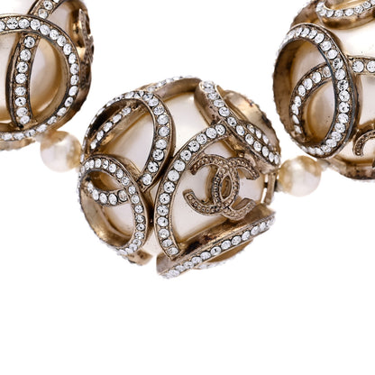 Chanel Pearl Crystal CC Short Necklace Gold Pearly White 4 of 5