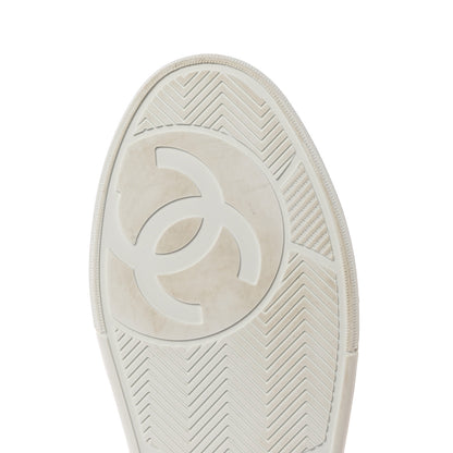 Chanel Calfskin CC Womens Sneakers 38.5 White 9 of 10