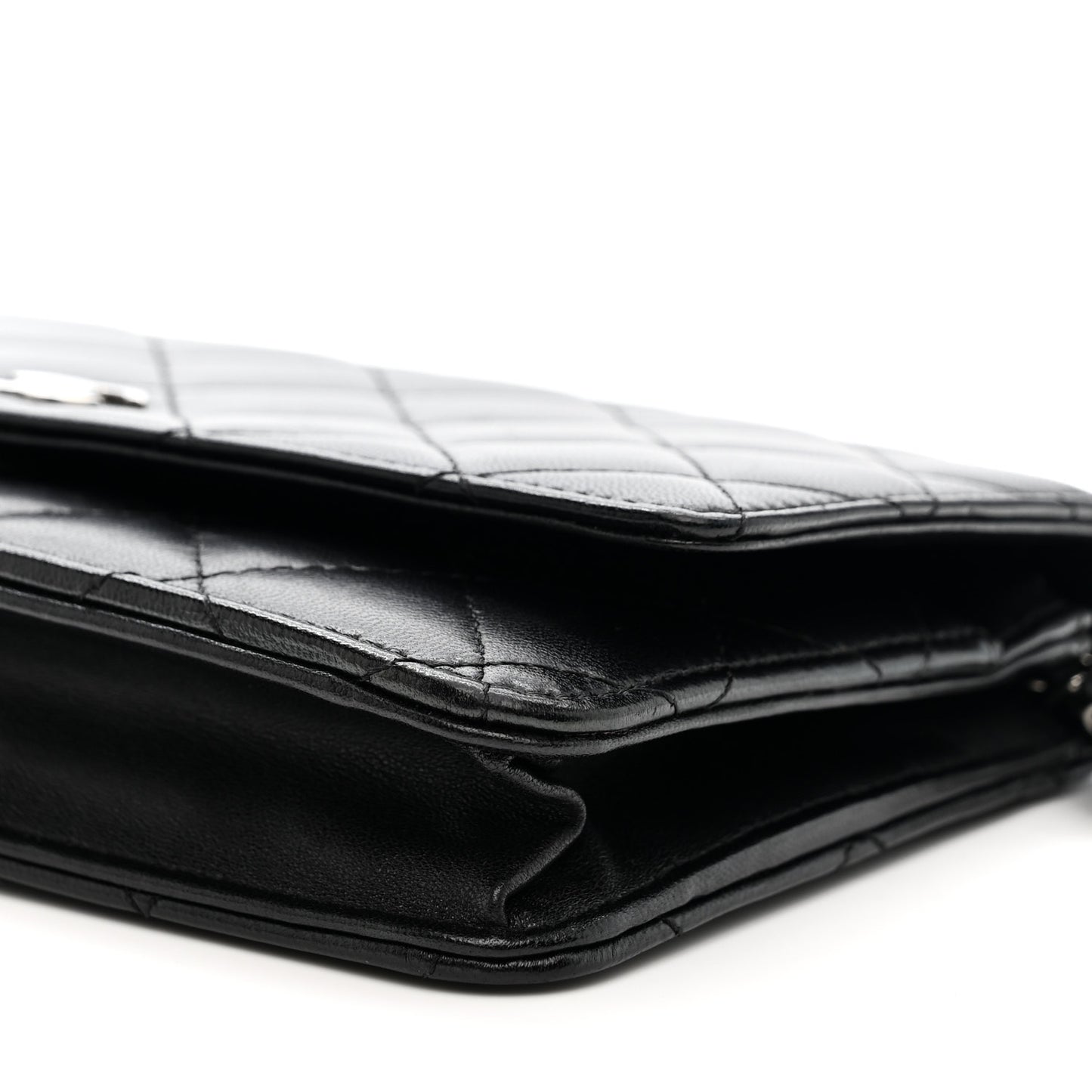 Lambskin Quilted Wallet On Chain WOC Black