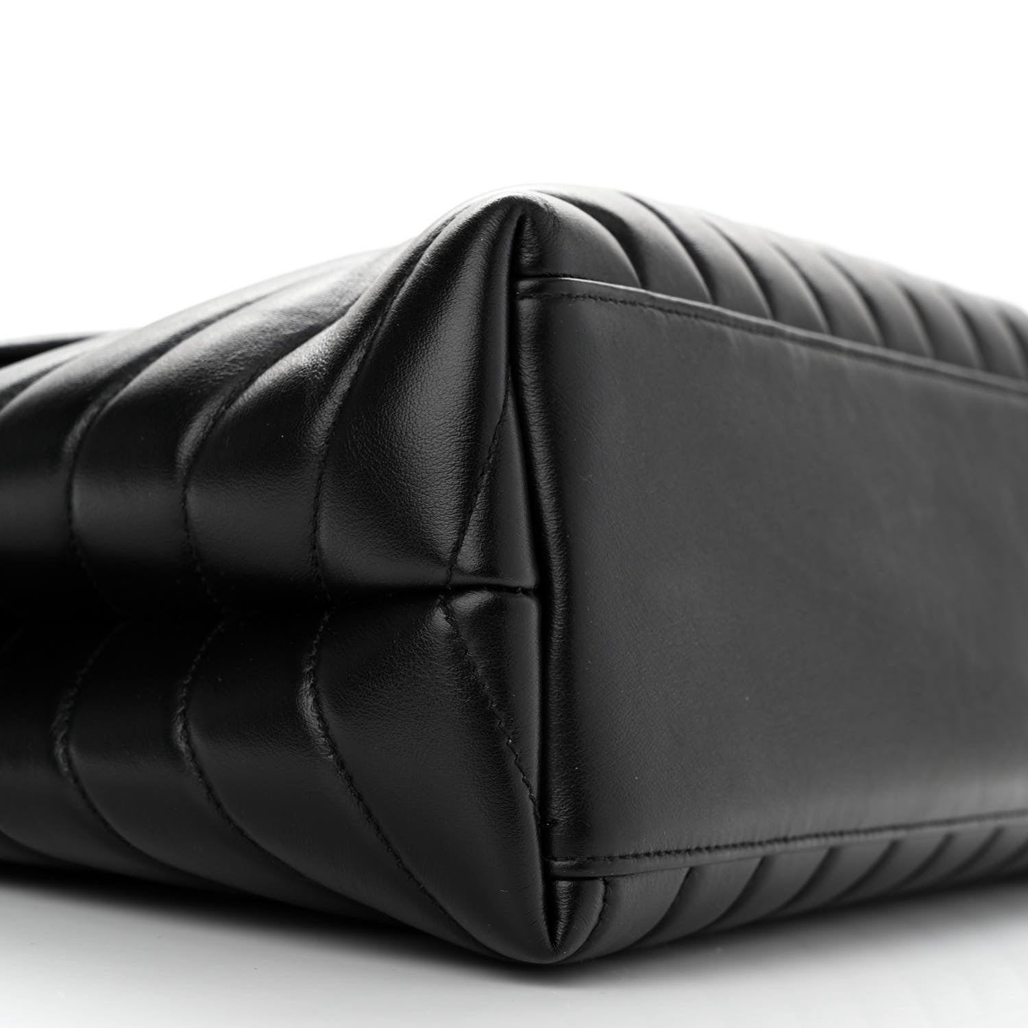Saint Laurent Calfskin Y Quilted Monogram Monochrome Medium Loulou Chain Satchel Black 8 of 12
