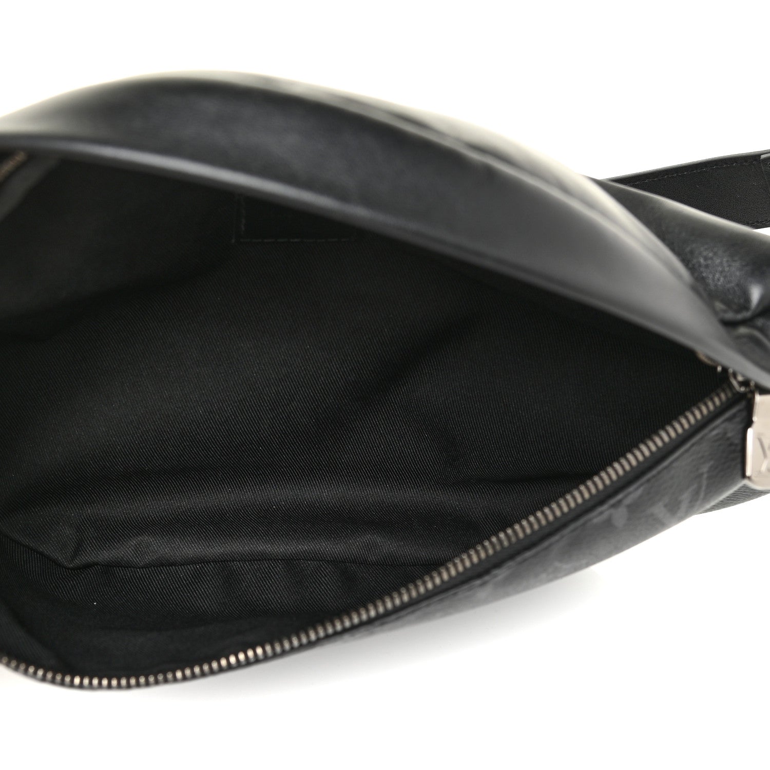 Louis Vuitton Monogram Eclipse Discovery Bumbag 5 of 13