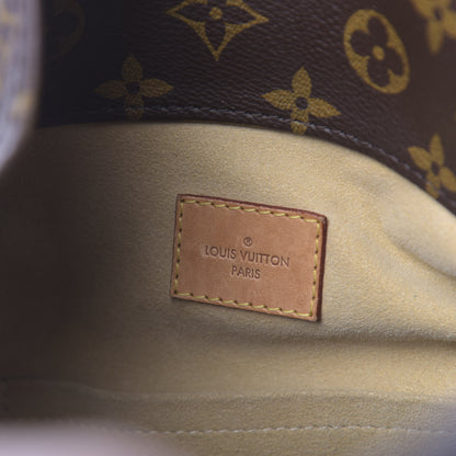 Louis Vuitton Monogram Artsy MM 6 of 11