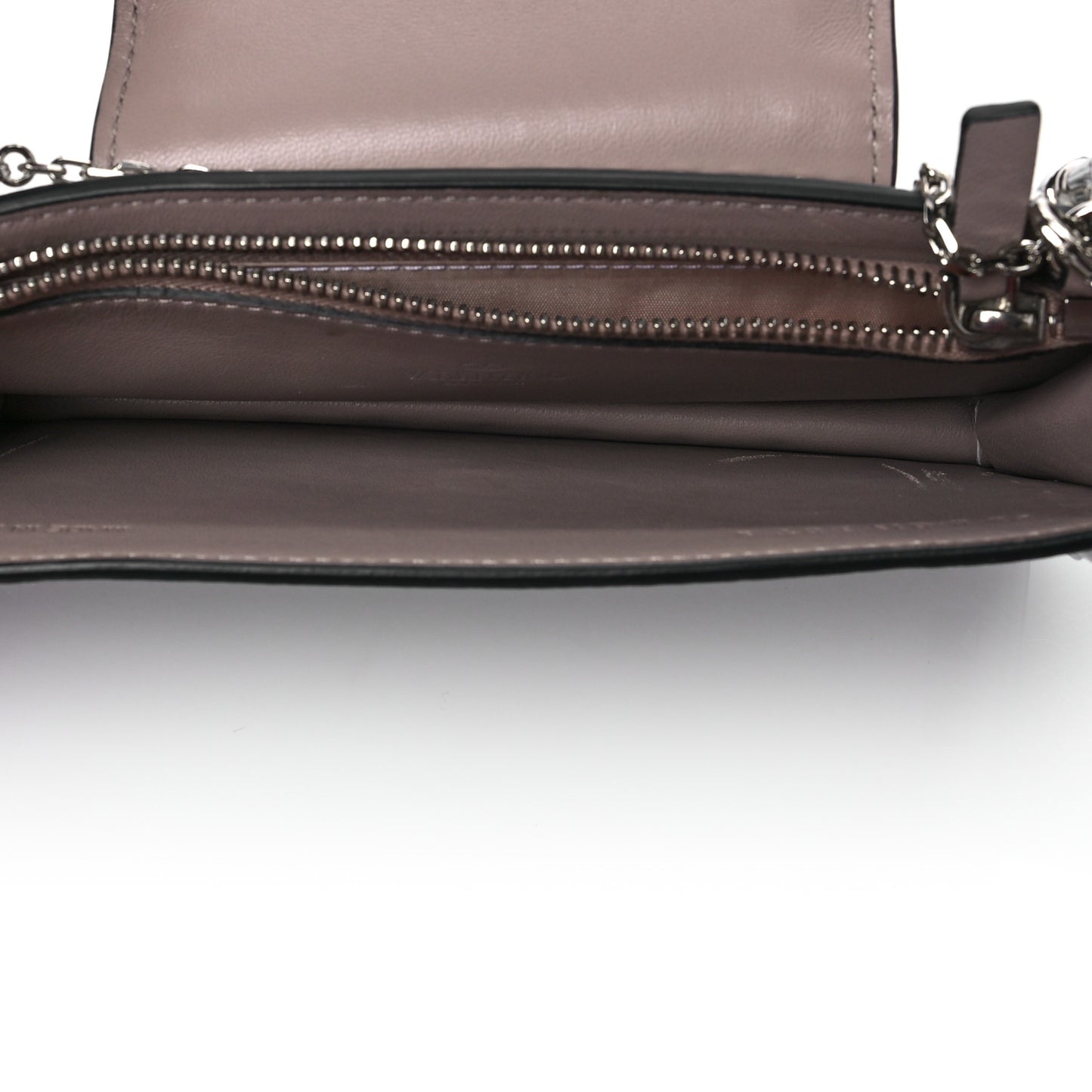 Metallic Pebbled Calfskin Rockstud Phone Case With Chain Silver