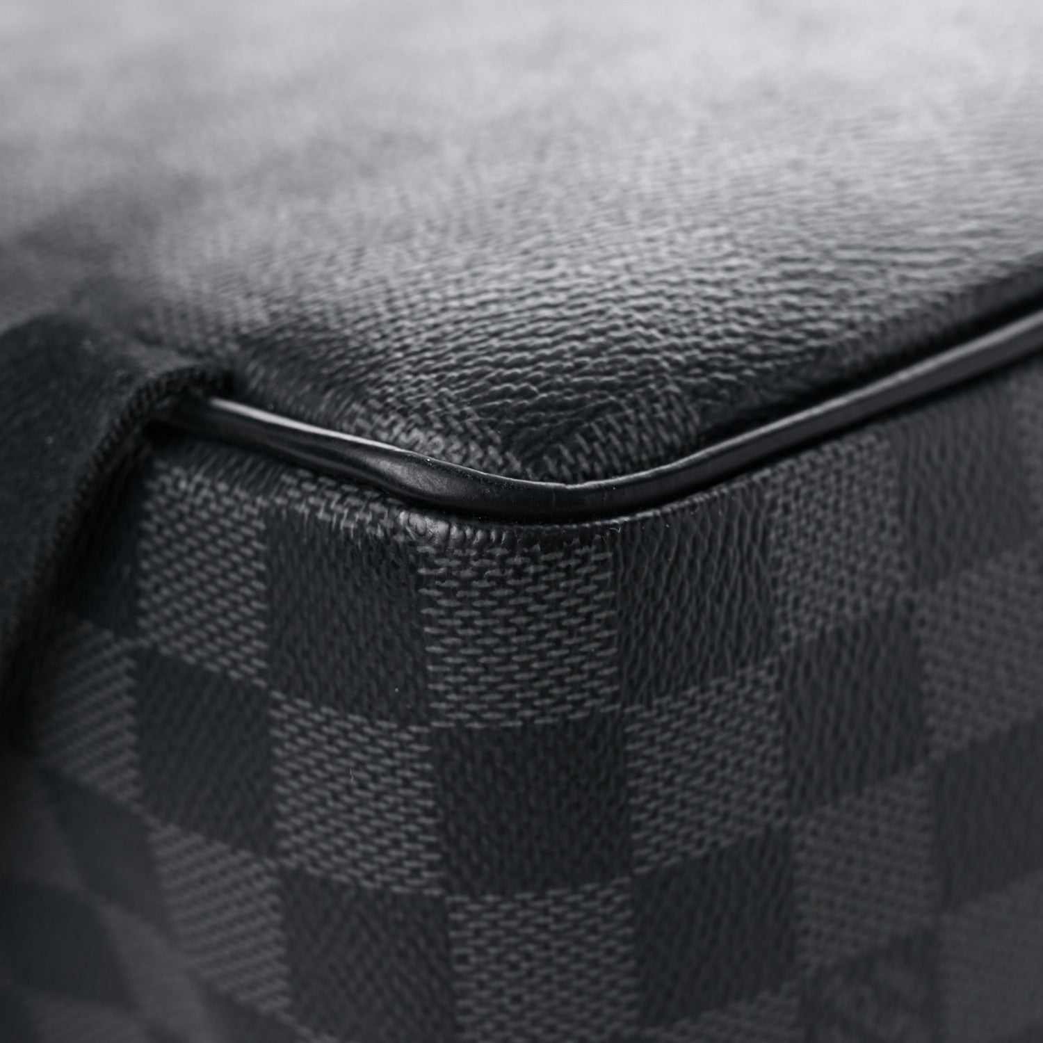 Louis Vuitton Damier Graphite Comet Josh Backpack 9 of 23