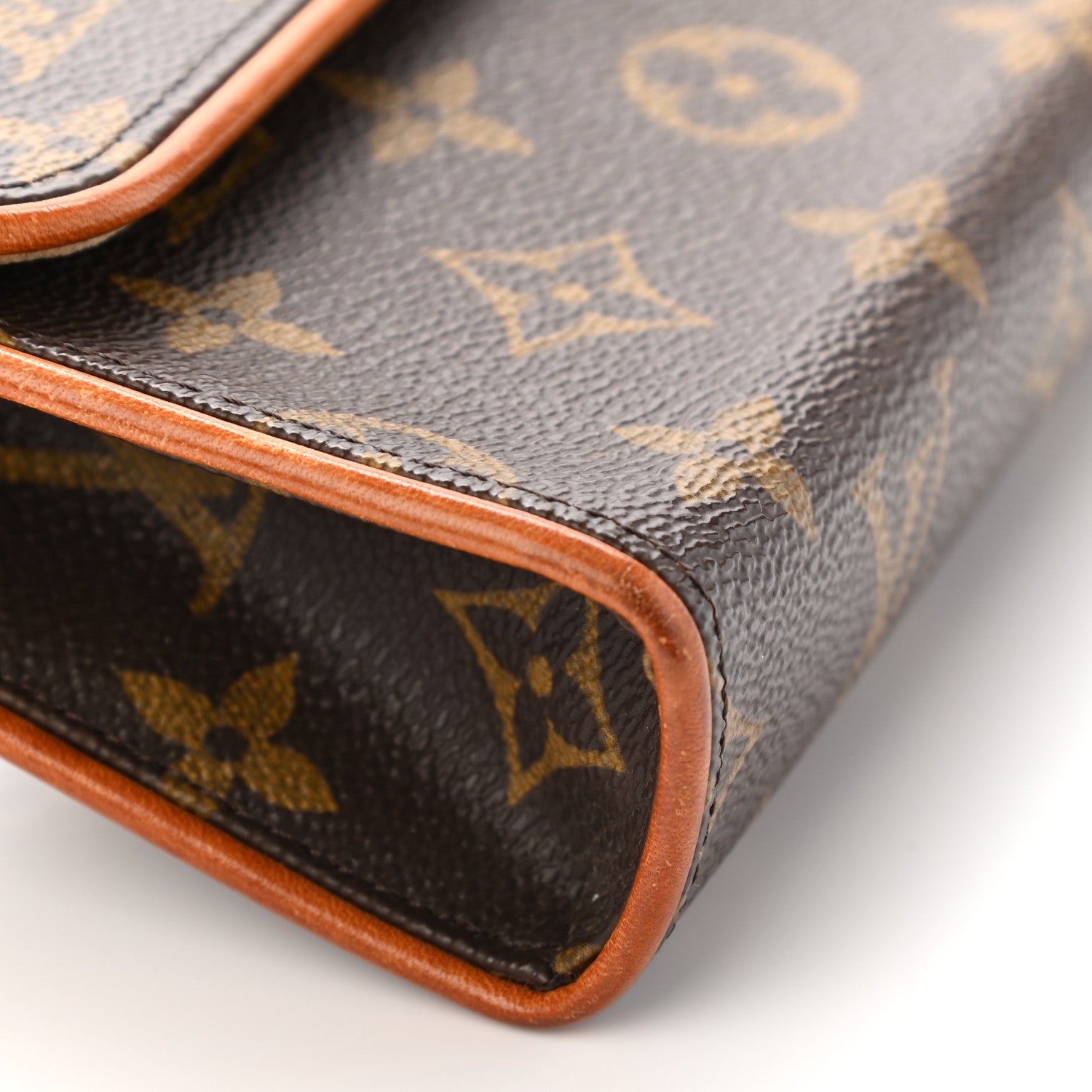 Louis Vuitton Monogram Pochette Florentine XS 9 of 10