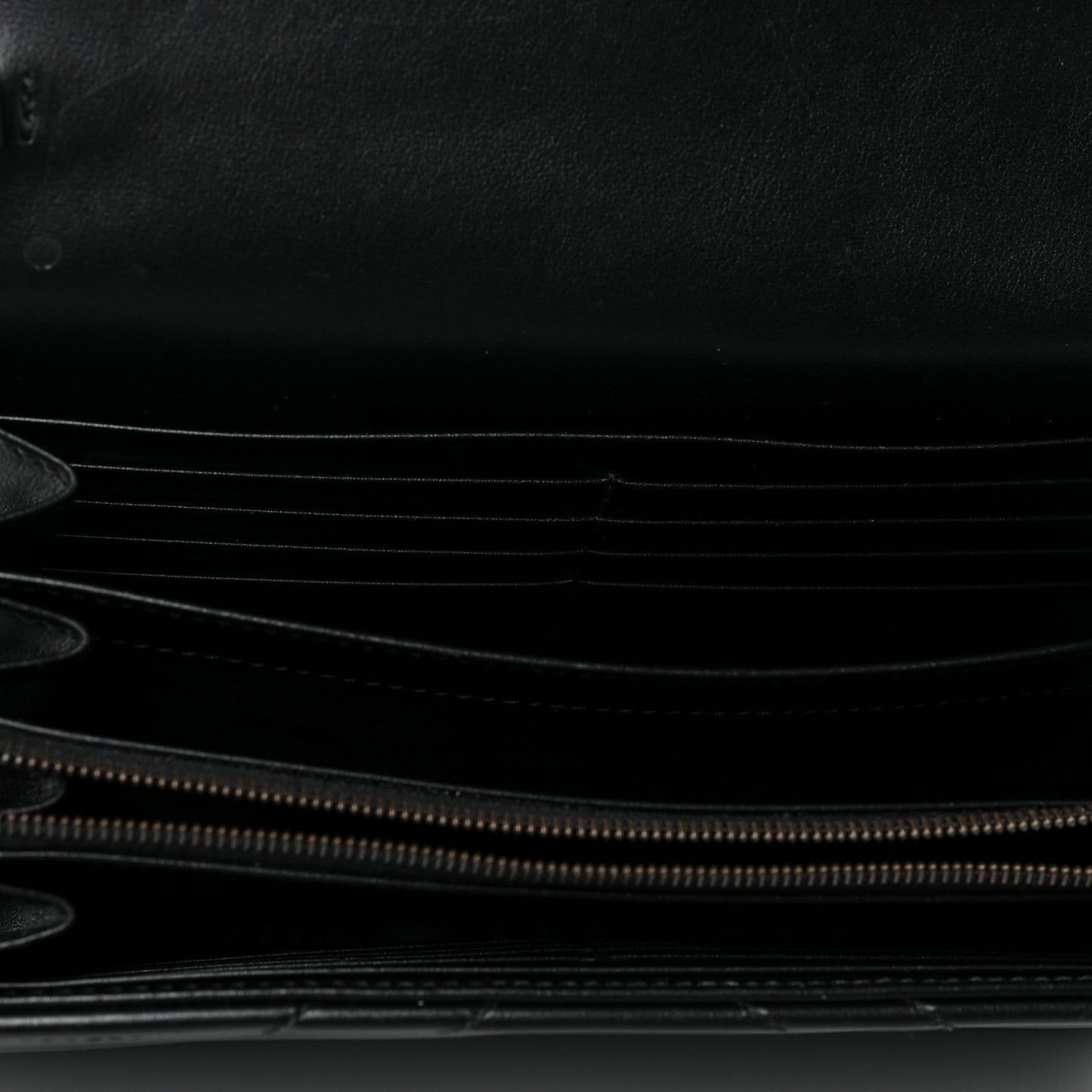 Calfskin Matelasse GG Marmont Chain Wallet Black
