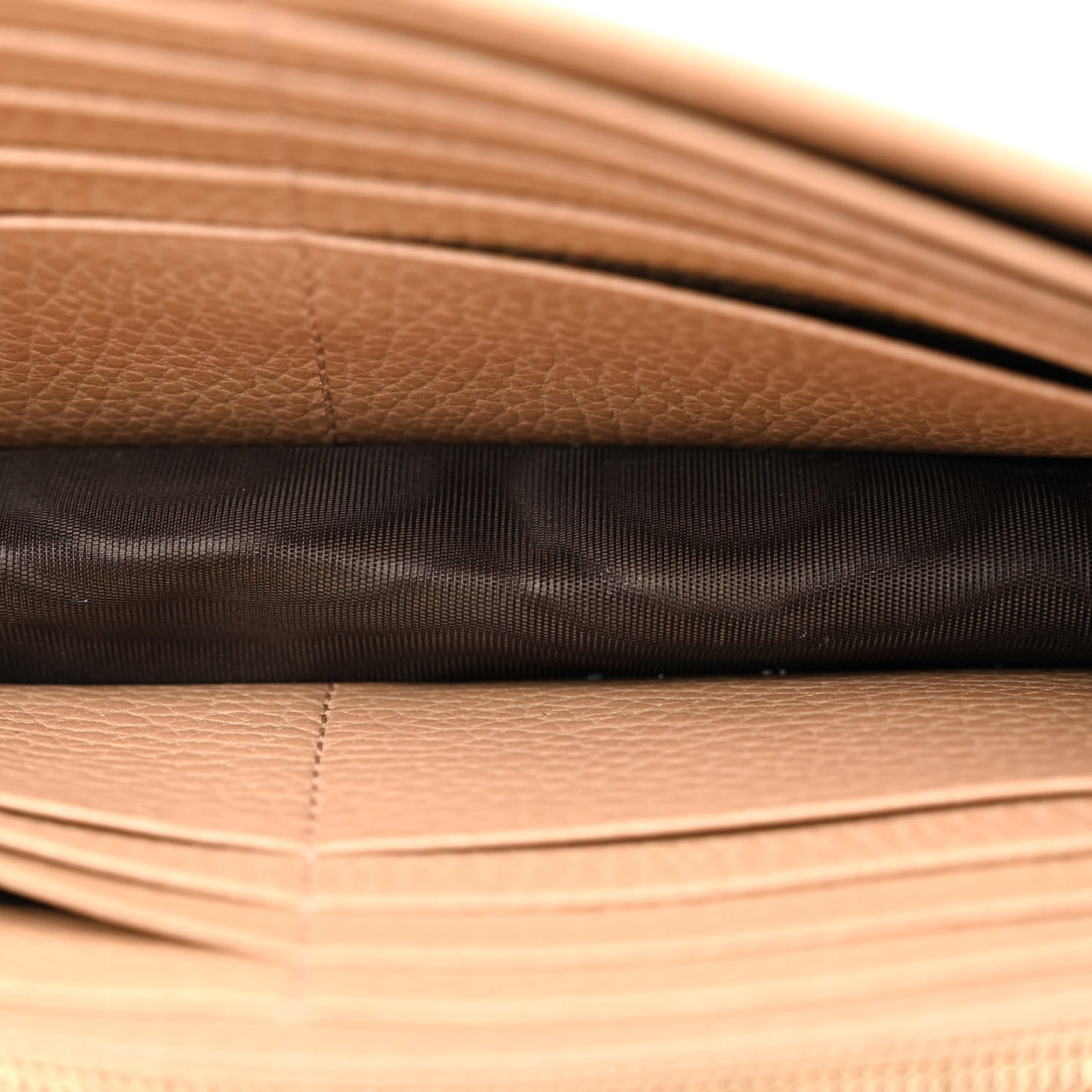 Dollar Calfskin Interlocking G Chain Wallet Camelia