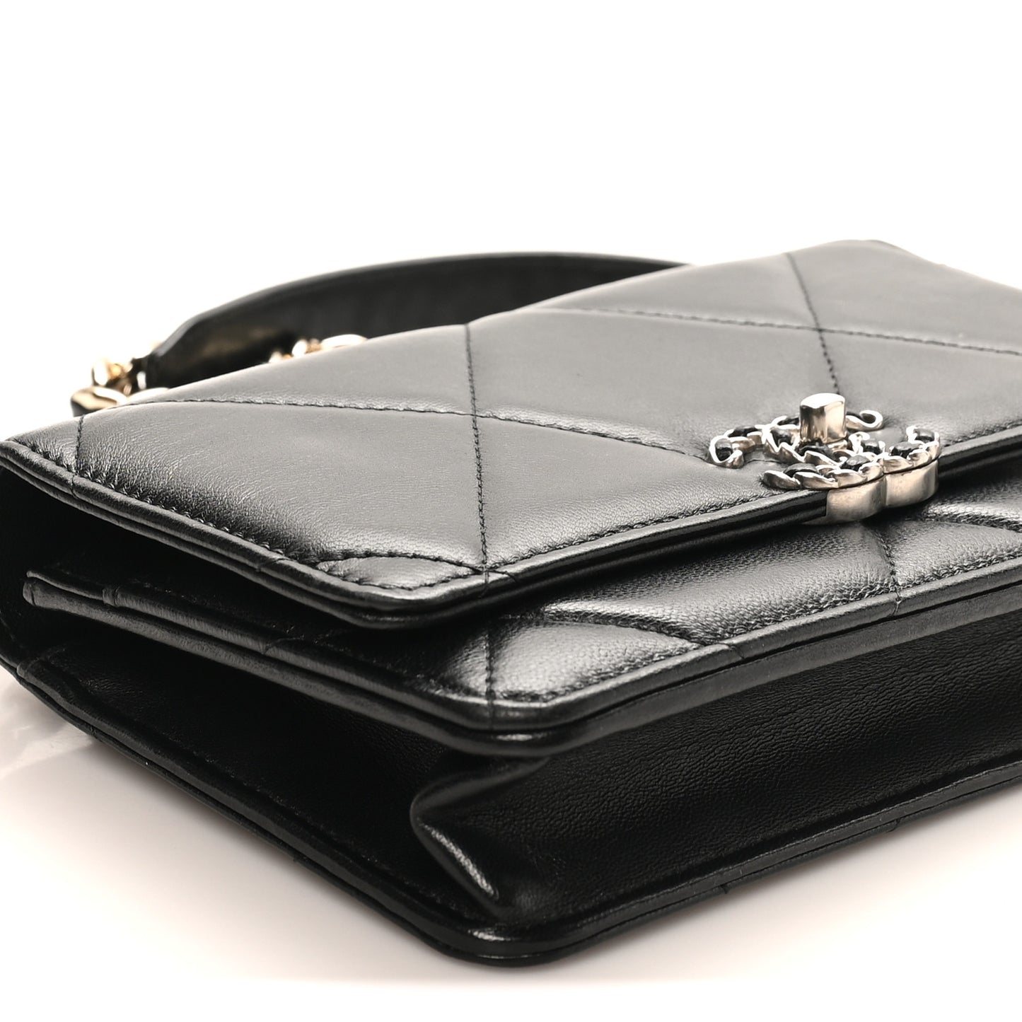 Lambskin Quilted Chanel 19 Wallet On Chain WOC Black