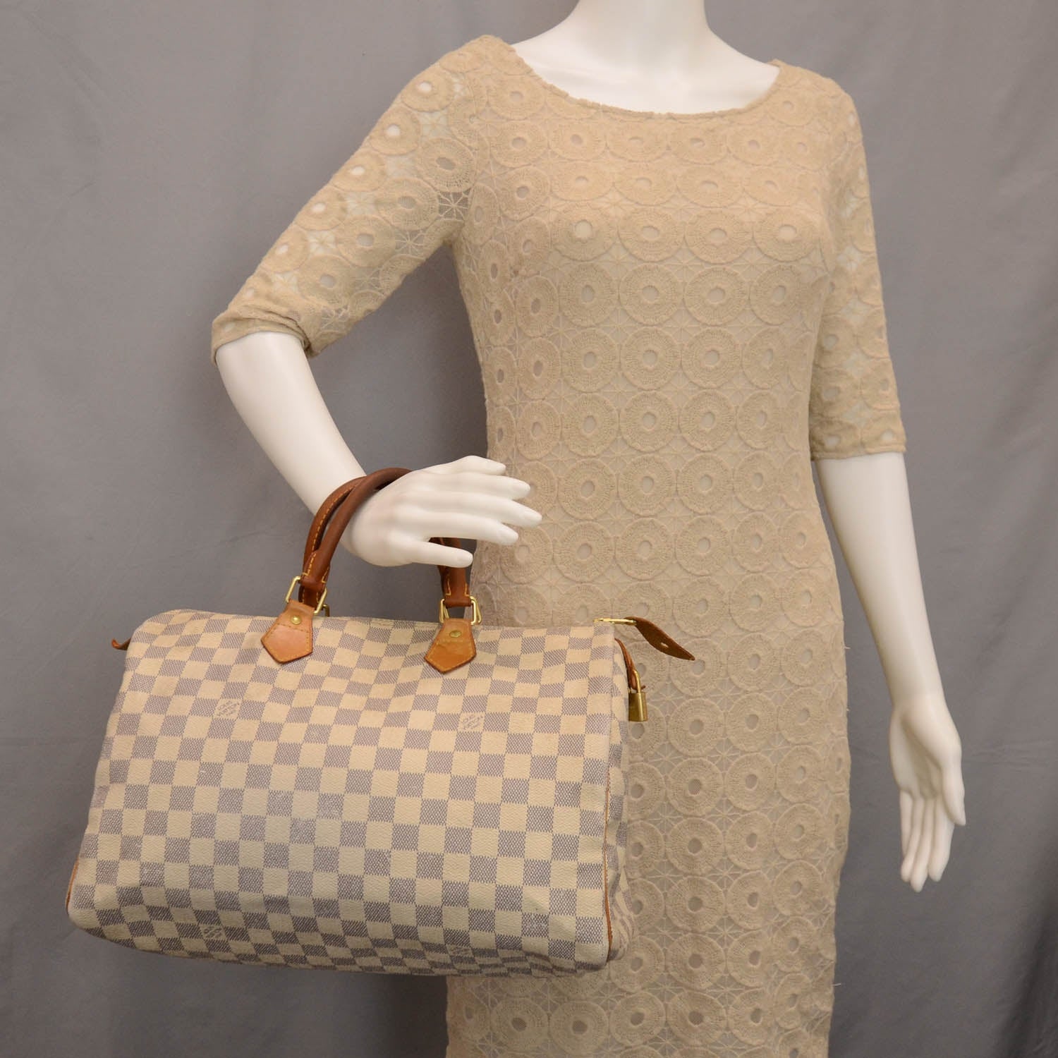 Louis Vuitton Damier Azur Speedy 35 2 of 9