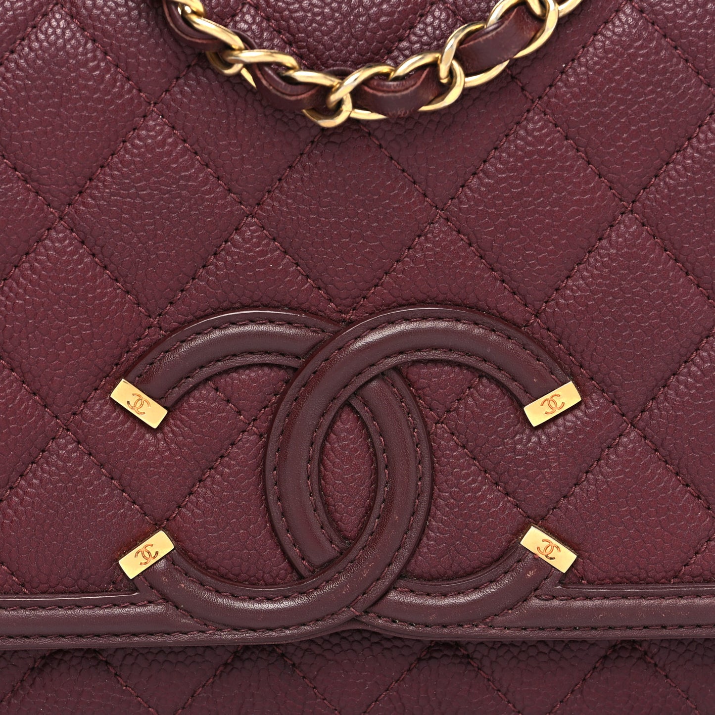 Caviar Quilted Medium CC Filigree Flap Burgundy