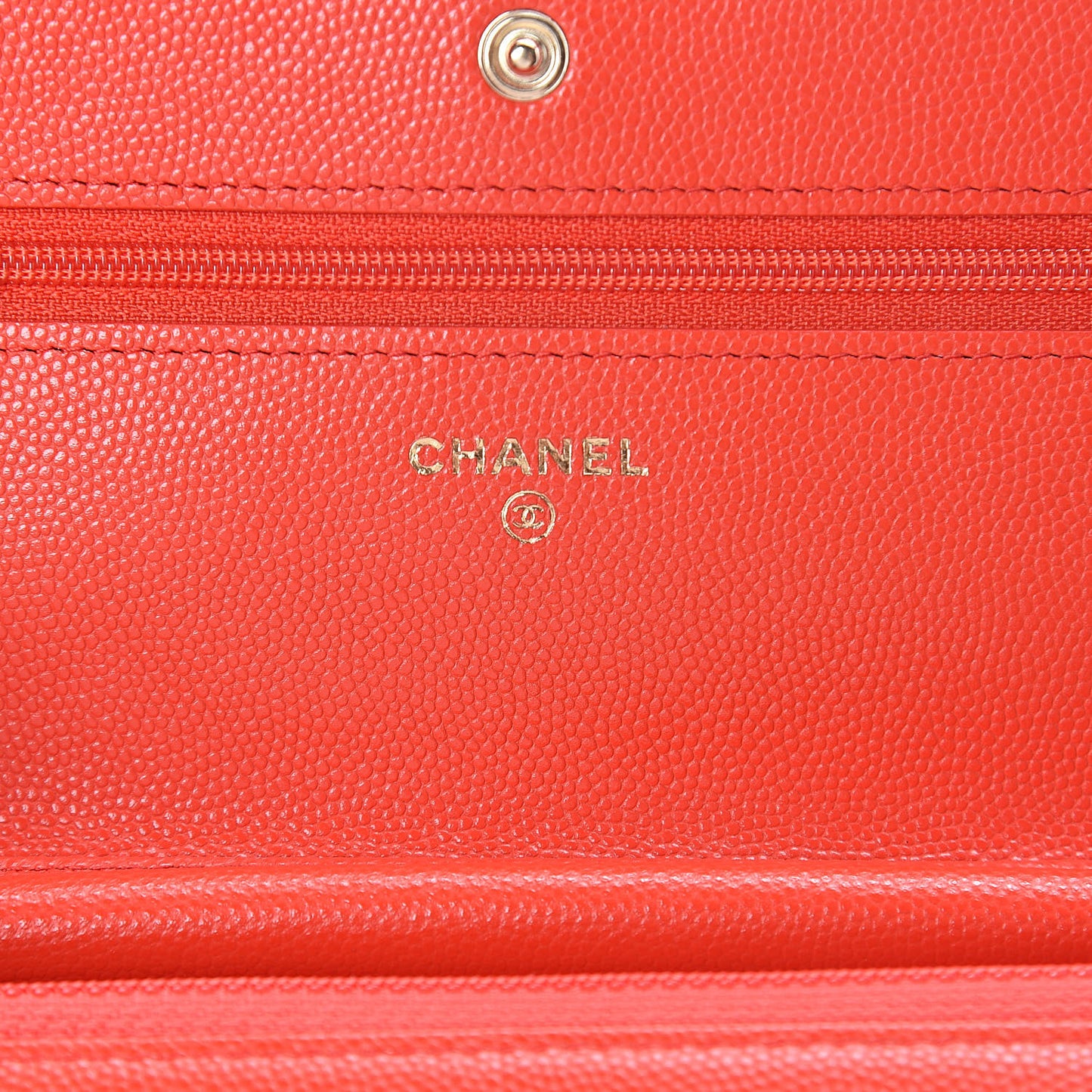 Caviar Quilted Wallet on Chain WOC Red